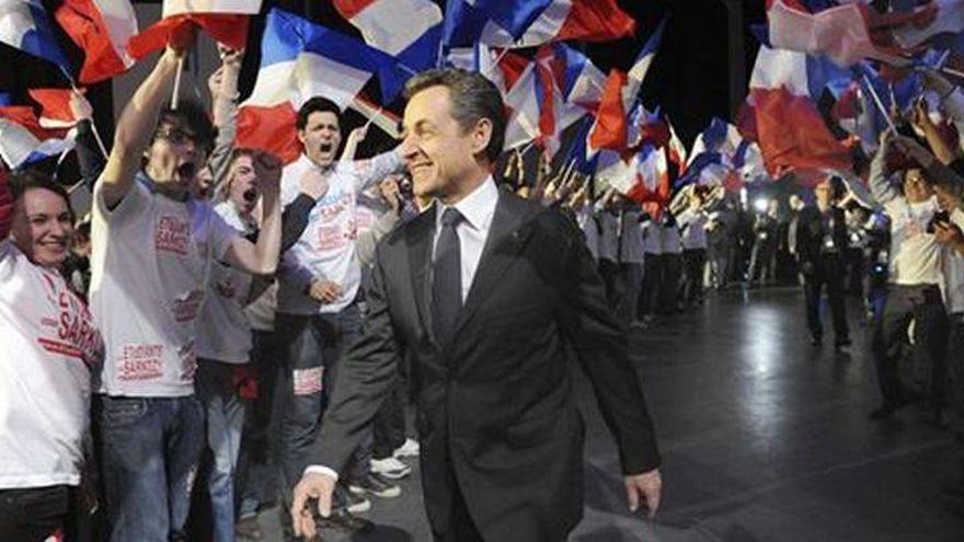 Sarkozy vuelve a atacar equiparando a España con
Grecia