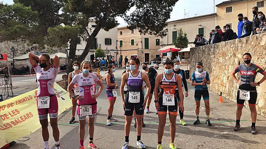 Imagen de la salida de la prueba femenina en Sineu.