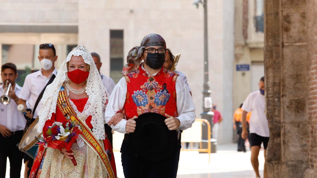 Búscate en el segundo día de Ofrenda por las calles del Mar y Avellanas (entre las 11.00 y 12.00 horas)