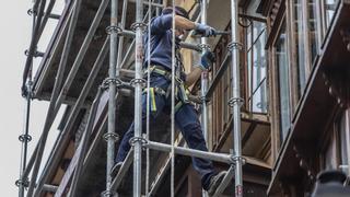 Urgen medidas para frenar la caída de la productividad en Canarias: «Nos alejamos de la Unión Europea»