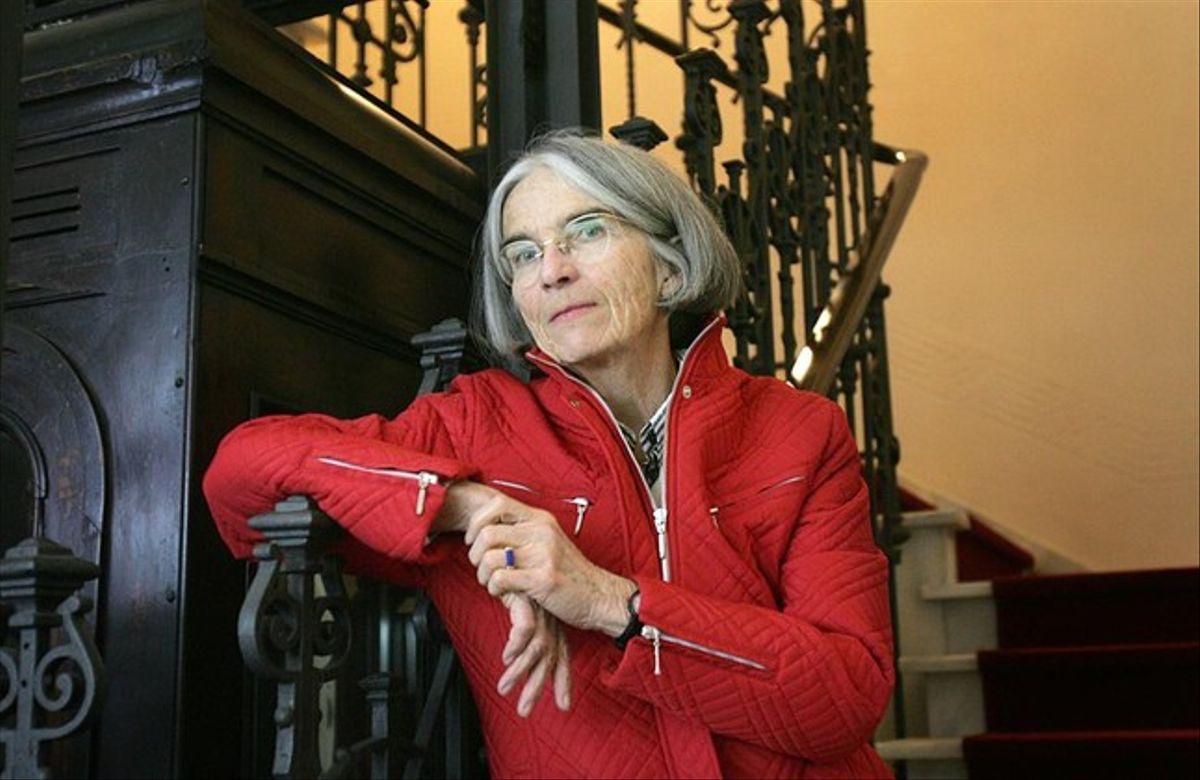 Donna Leon: «El mafiós actual és un empresari respectat»