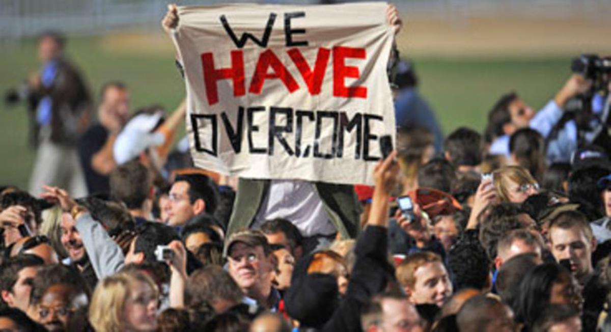 Seguidors d’Obama al Grant Park de Chicago, mostren una pancarta amb la frase Ho hem aconseguit. Seguidors d’Obama al Grant Park de Chicago, mostren una pancarta amb la frase Ho hem aconseguit.