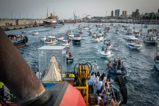 Procesión y embarcación de la Virgen del Carmen en Santa Cruz de Tenerife