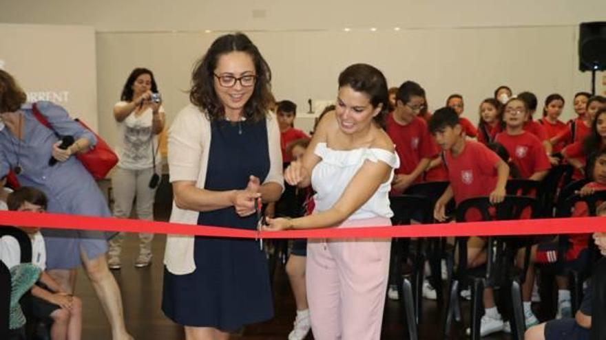 Acto de entrega de los diplomas.