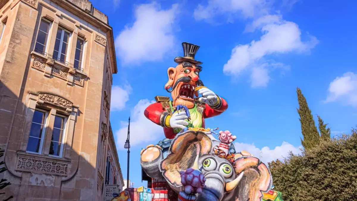 El carnaval de Putignano: ninots valencianos y chirigotas de Cádiz a la italiana
