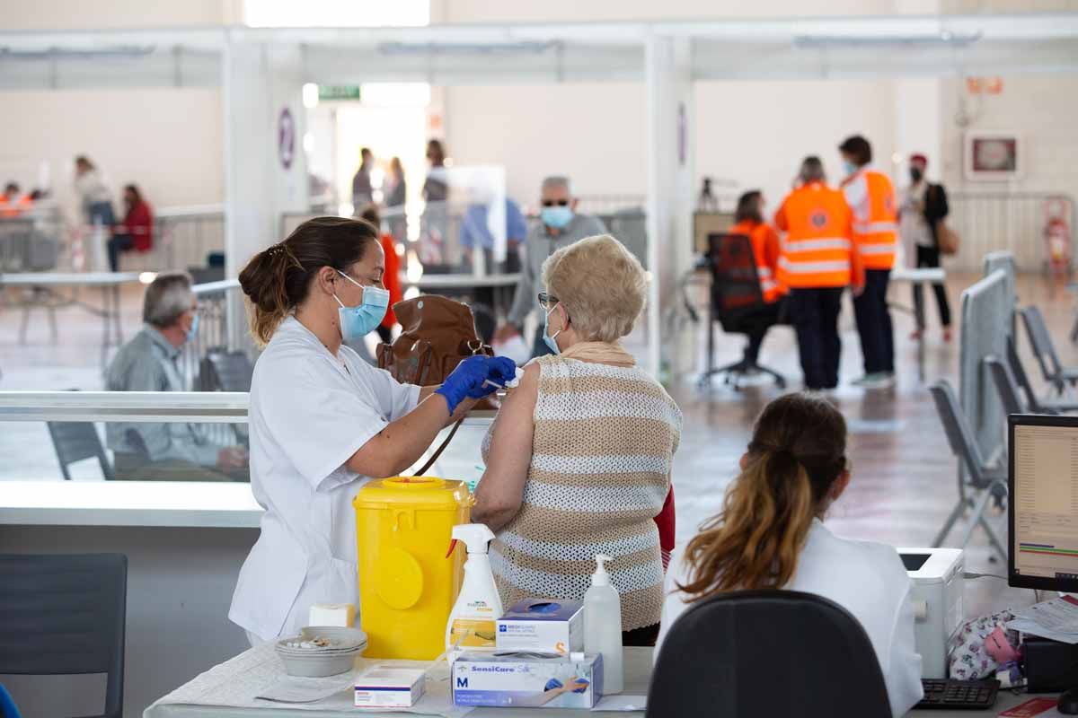 Ibiza  pisa el acelerador de la vacunación