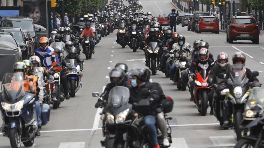 Más de 600 motoristas reclaman en Gijón carreteras más seguras: "Nos vemos discriminados por los coches, somos como hormigas" - Vimarsana News