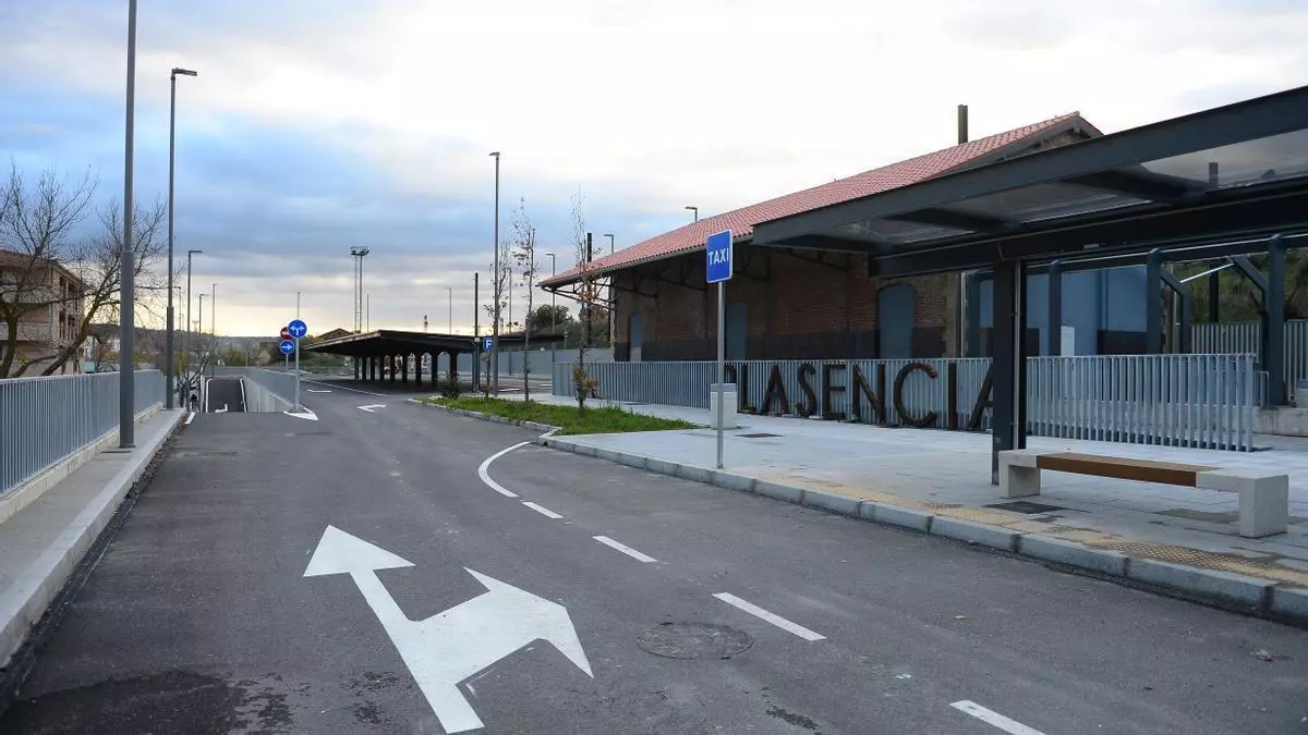 Sin Ruta de la Plata: viajar de Plasencia al norte exige hasta 11 horas y varios transbordos