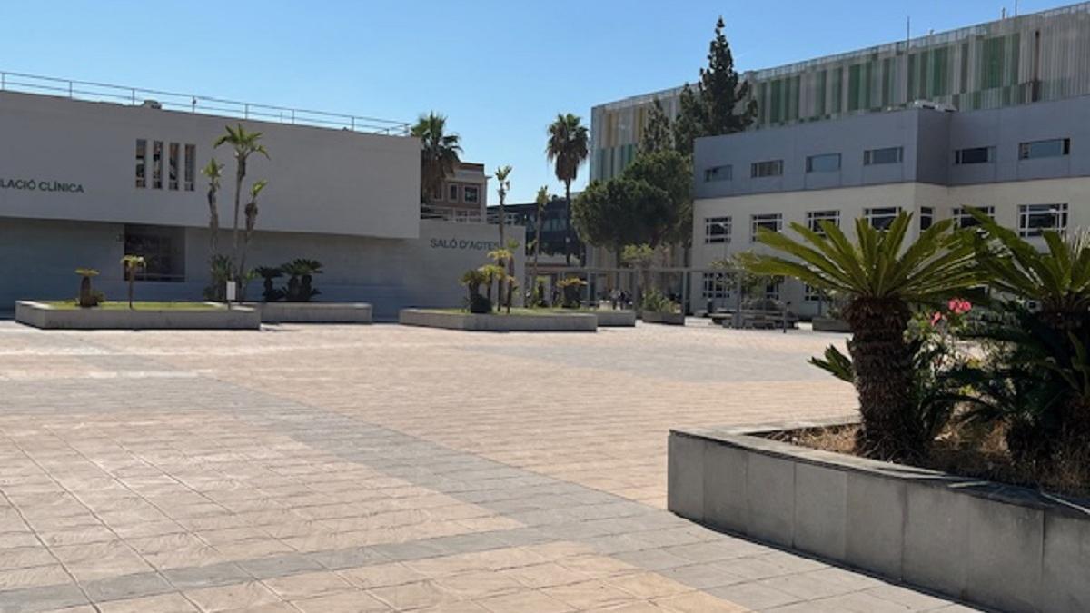 Imagen del Hospital General de València, en una imagen de esta mañana.