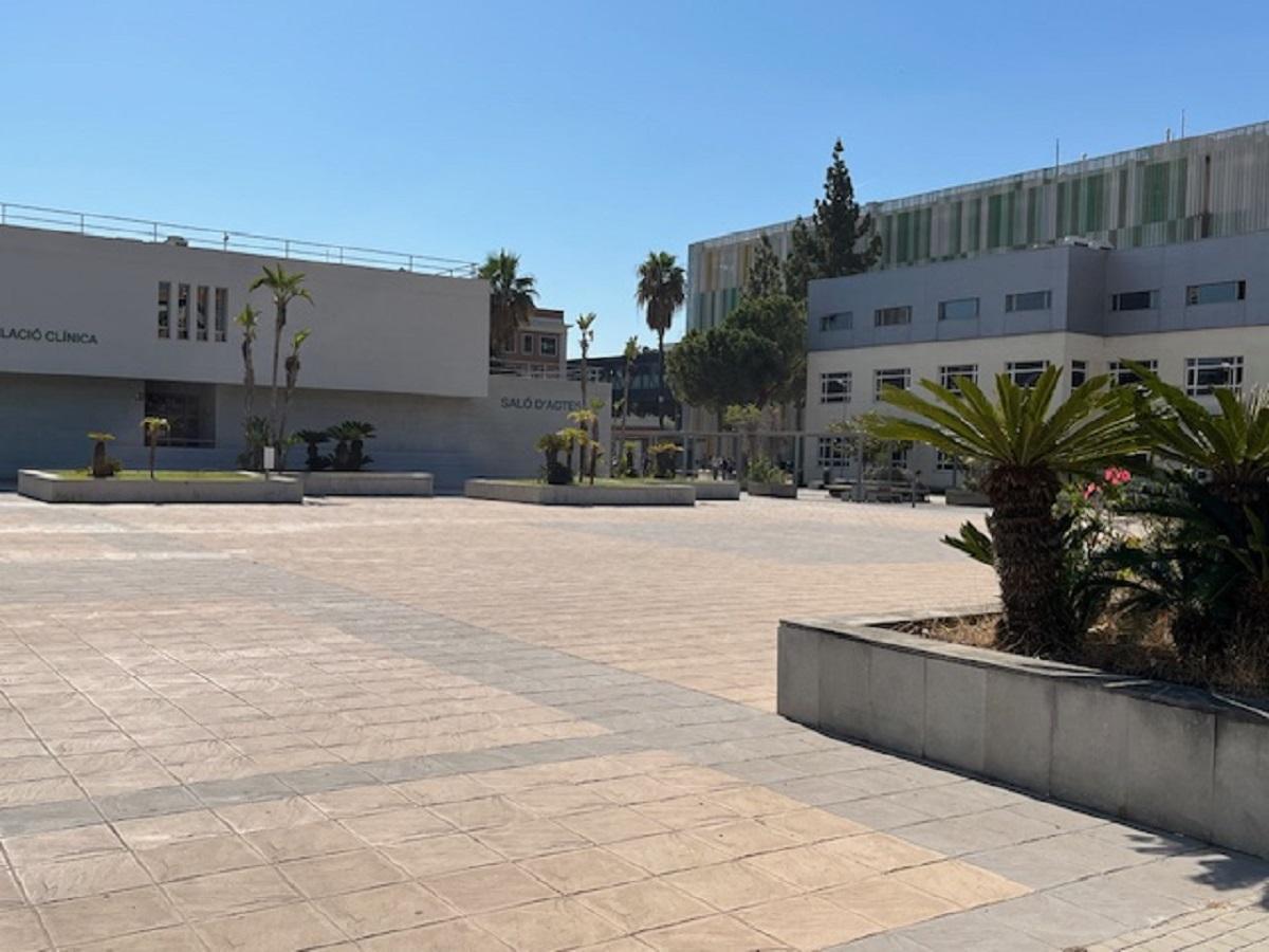 Imagen del Hospital General de València, en una imagen de esta mañana.