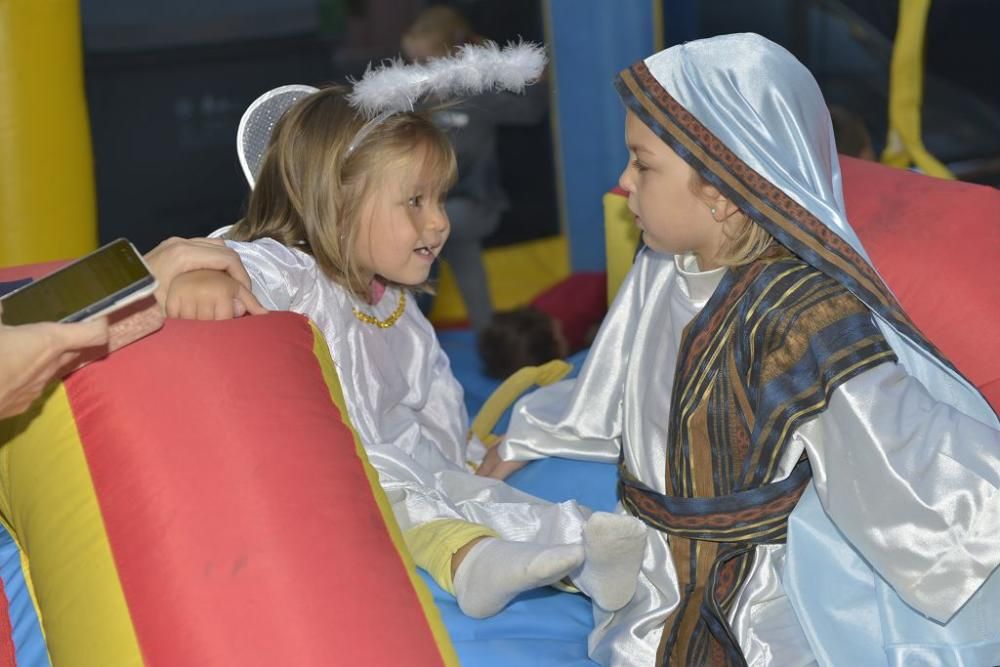 Fiesta Holywins en la parroquia de Santa Eulalia