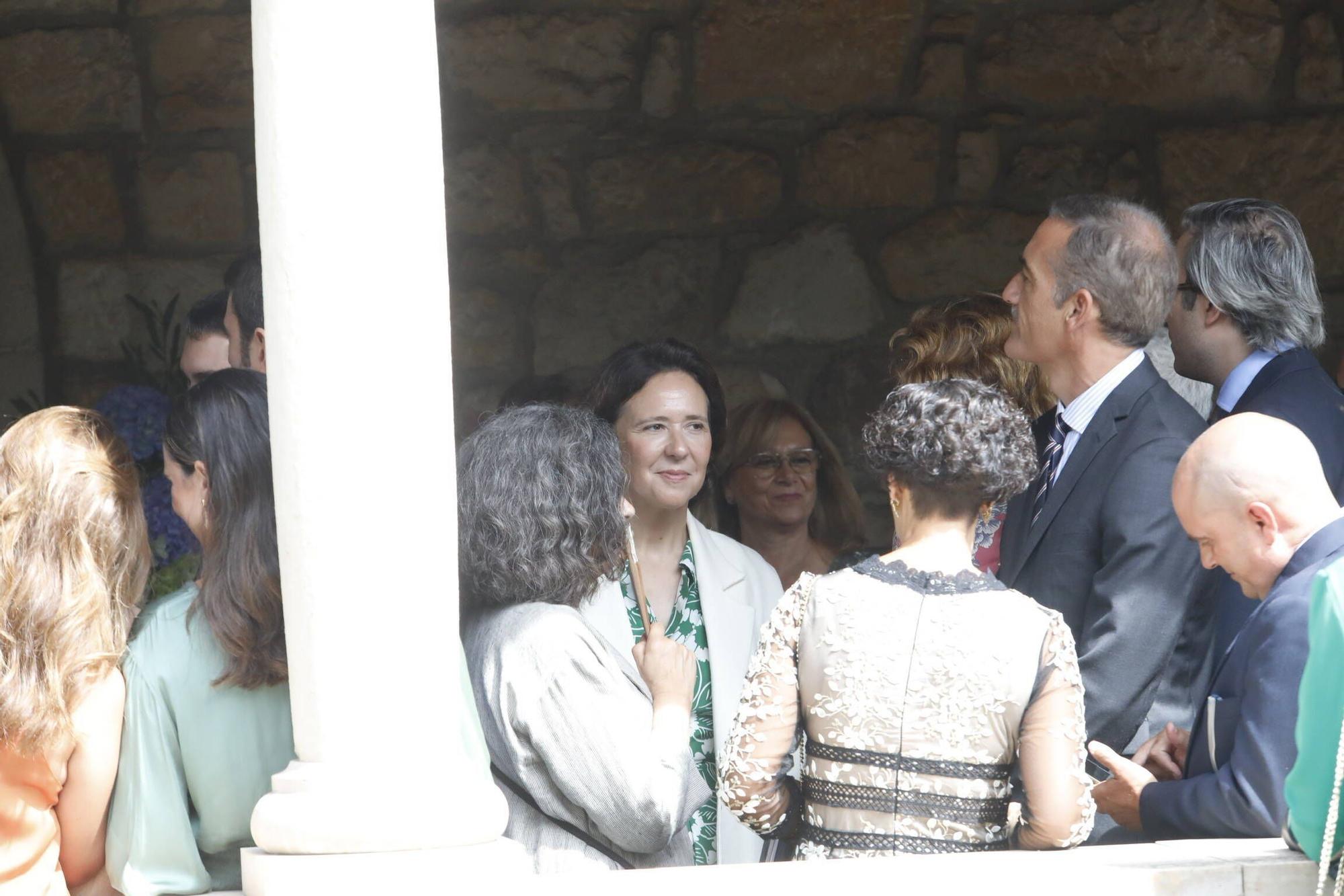 El Rey Felipe VI, testigo de excepción en la boda de su ahijado en Gijón (en imágenes)