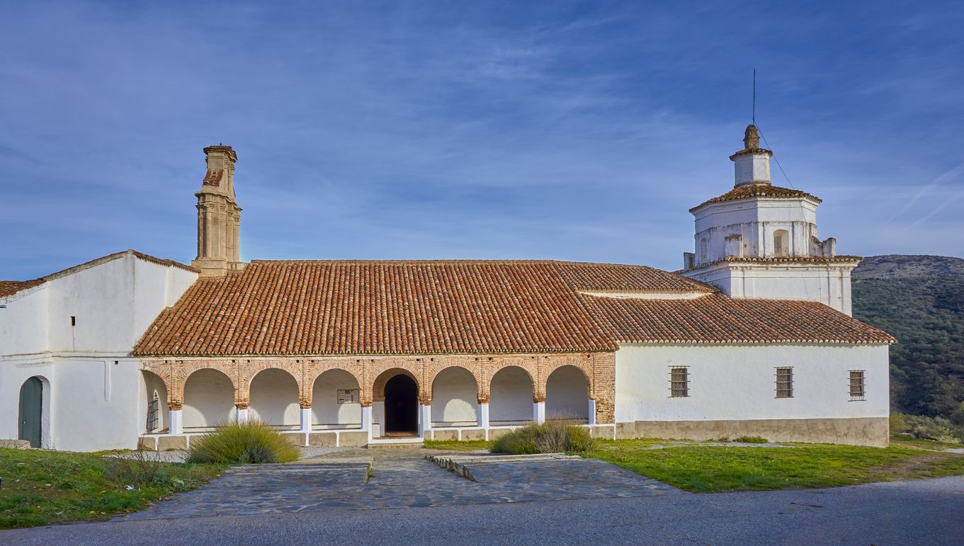 El exterior de la Ermita de la Virgen del Ara