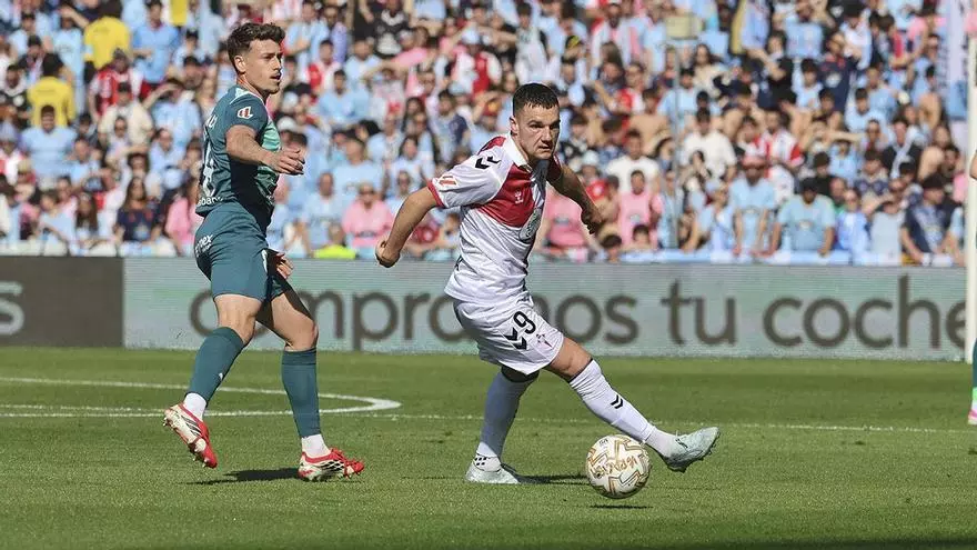 ¡Golazo de Ferran Jutglà! Derechazo a la escuadra para adelantar al Celta de Vigo