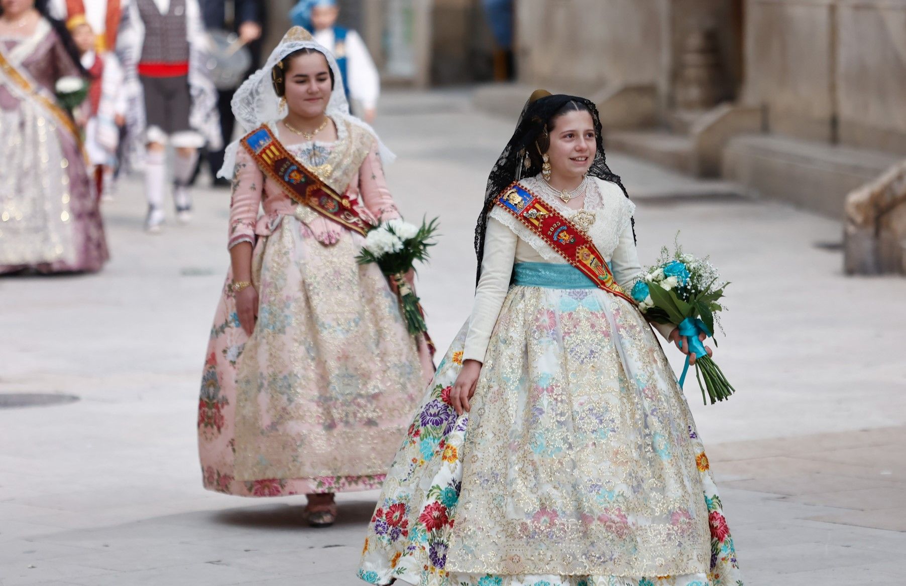 Falleras Mayores en la Ofrenda 2025. Día 17 (1/4)