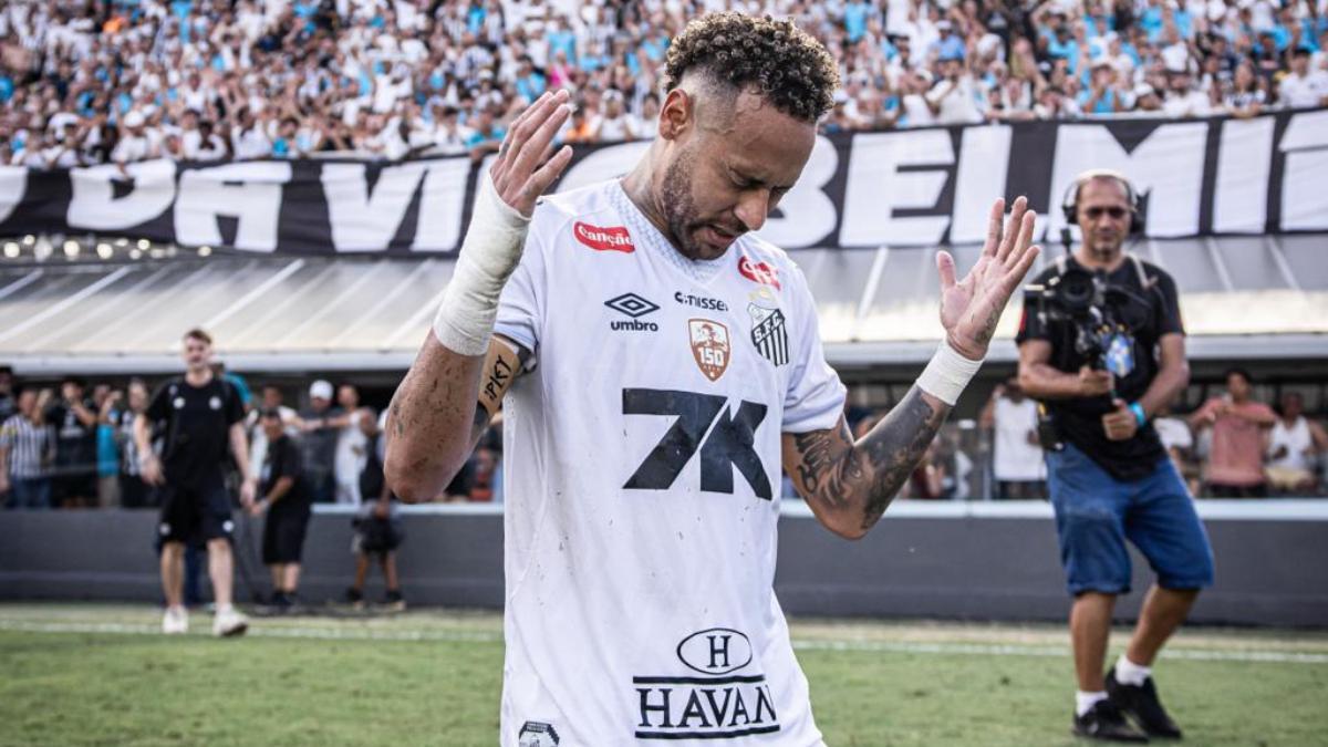 Neymar anotó un 'hat trick' en tan solo 17 minutos