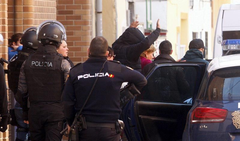 Atrincheramiento en la calle Saturno de Zaragoza