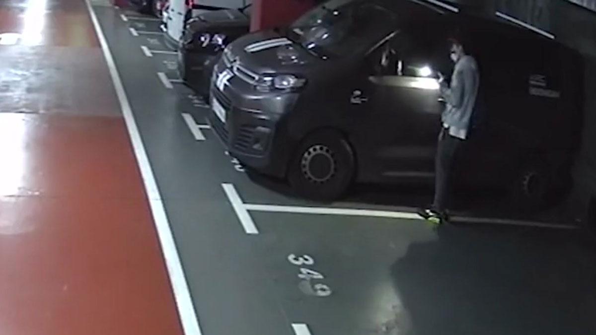 Detenen l’autor de 50 robatoris en vehicles aparcats en 19 pàrquings de l’Hospitalet de Llobregat