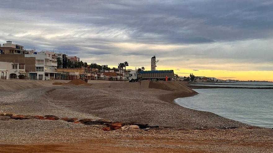 Ya hay fecha para acabar la regeneración de la playa de Nules: la imagen del litoral ha cambiado por completo