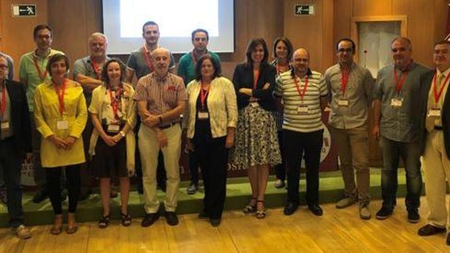 Participantes en la primera reunión del organismo