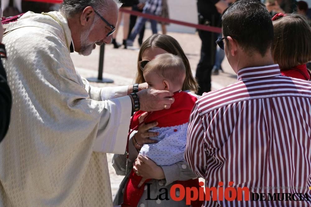 Ofrenda de flores en Caravaca: imposición de cruce