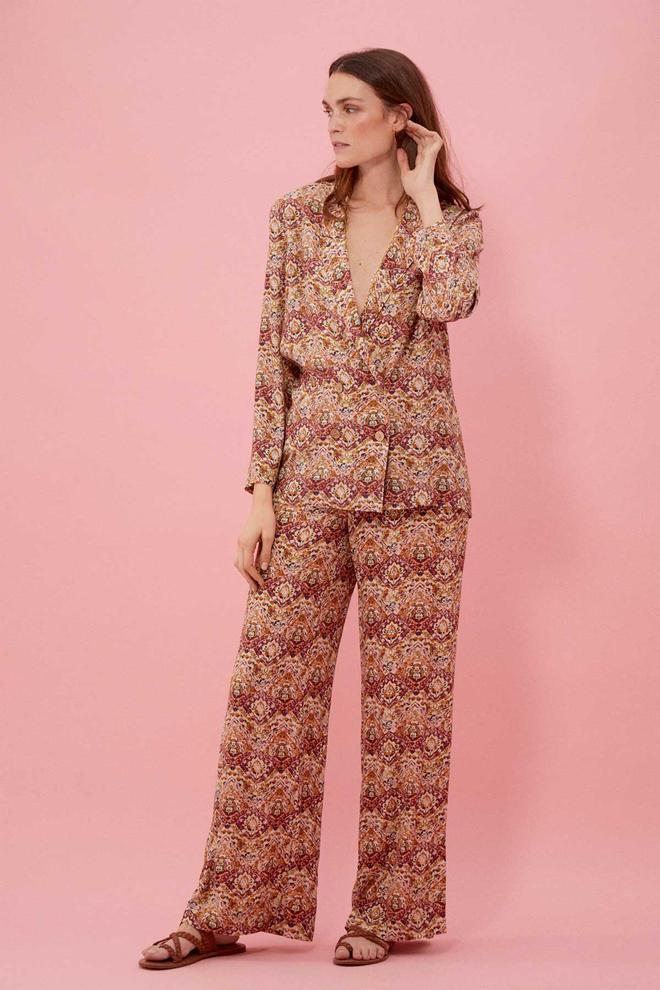 Pantalón de campana estampado, de Slowlove