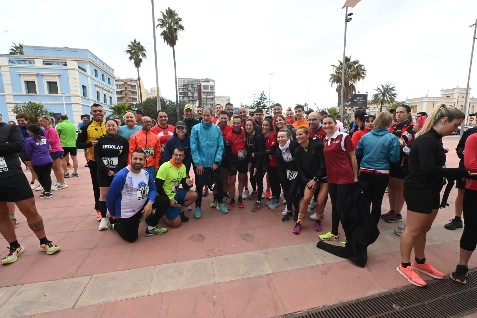 Martín Fiz y Abel Antón dan el pistoletazo de salida al Marató bp Castelló