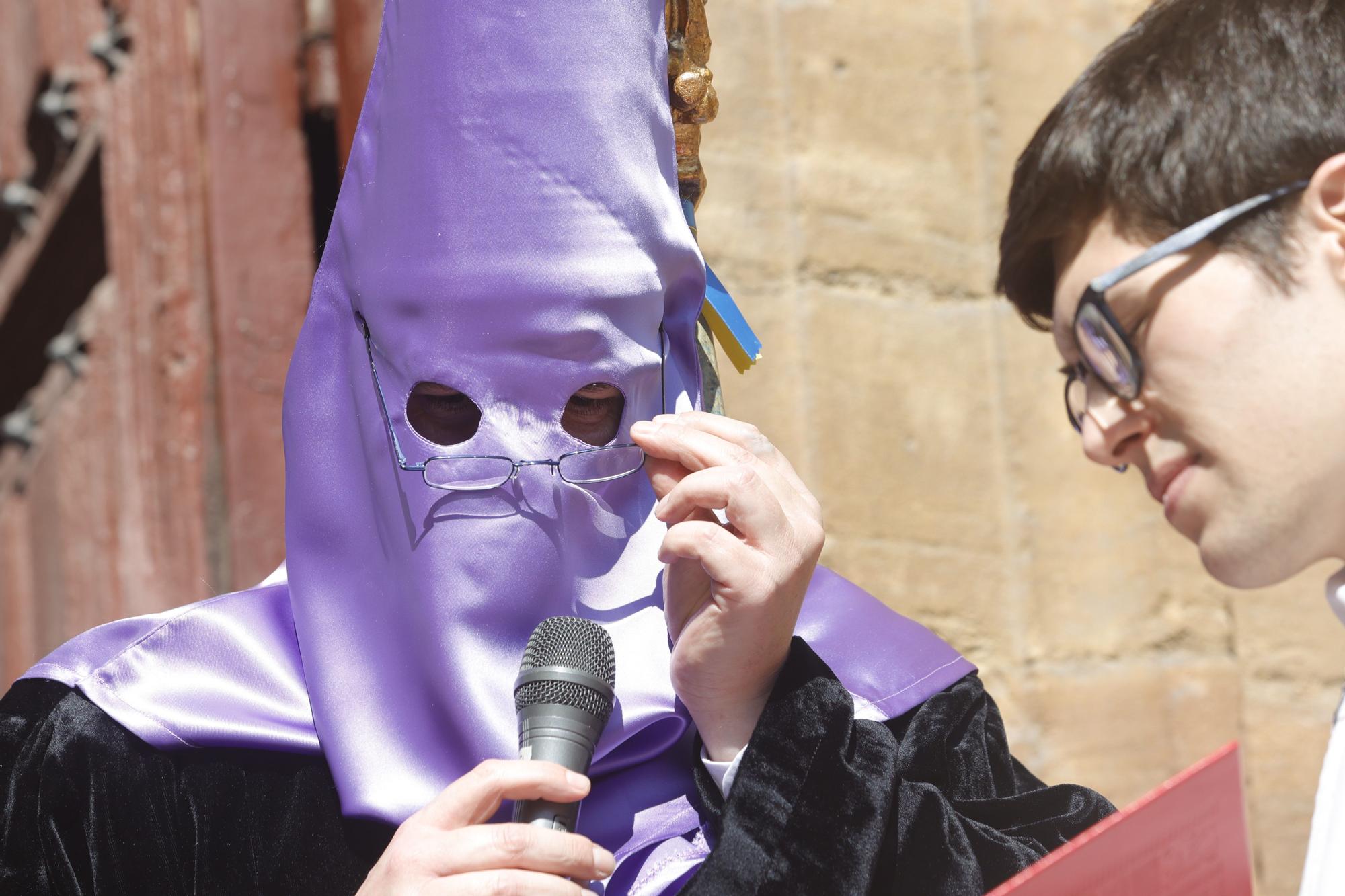 EN IMÁGENES: Así fue la procesión de la Soledad en la Semana Santa de Oviedo