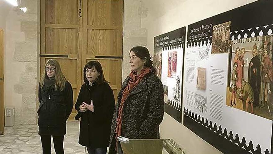 Acto de reapertura ayer de la Torre del Palau.