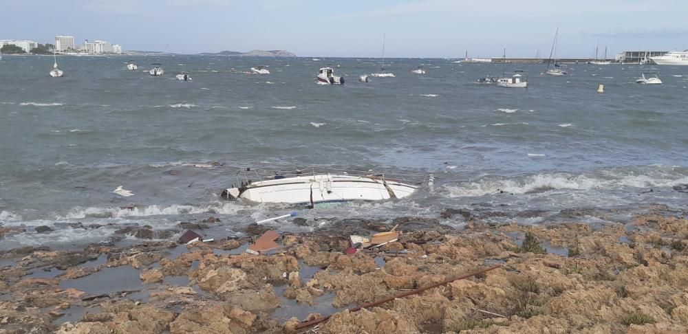 Barcos varados y algunas incidencias más por el temporal en Sant Antoni