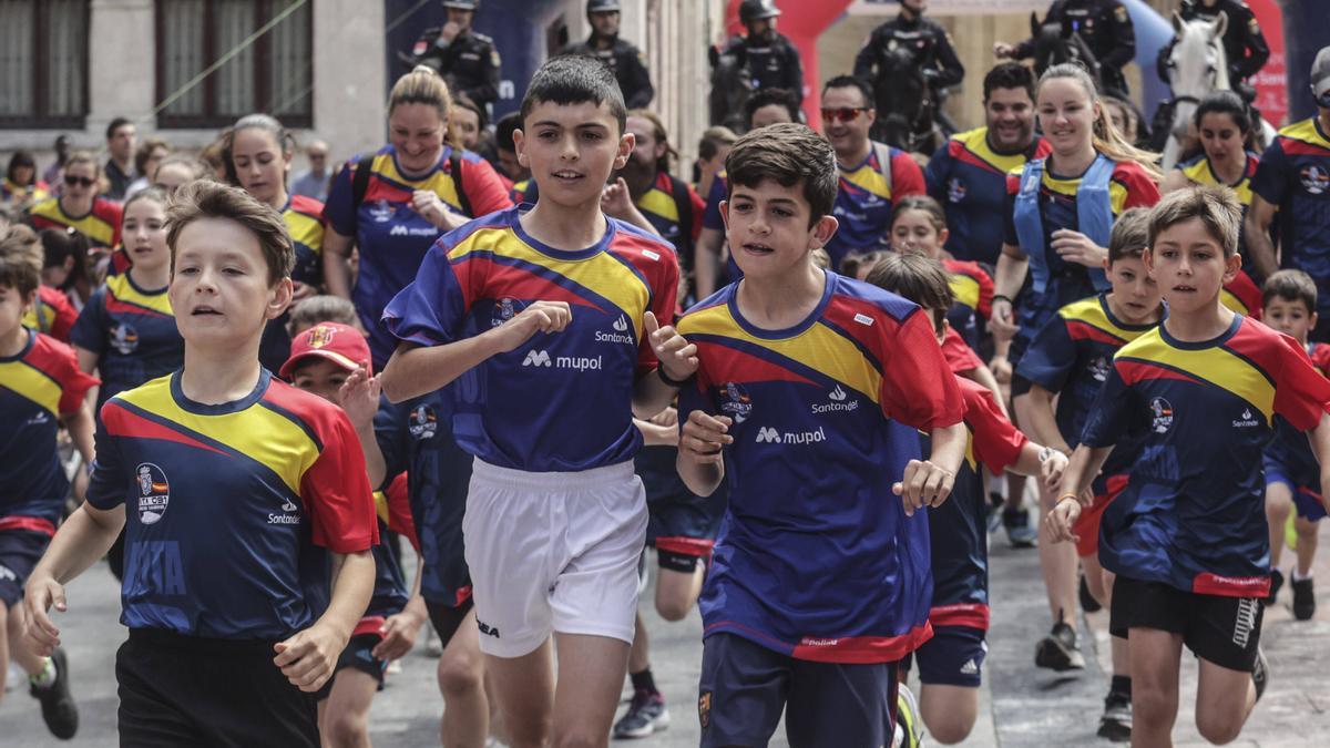 Carrera de la Policía Nacional en Oviedo.