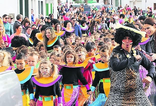 Pasacalles escolares en el Carnaval de Lanzarote