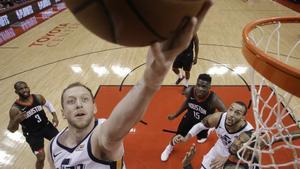 Joe Ingles, en plena exhibición.