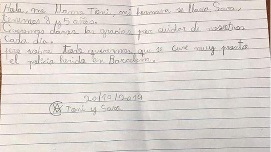 Carta del pequeño entregada en la comisaría de Ibiza el pasado domingo