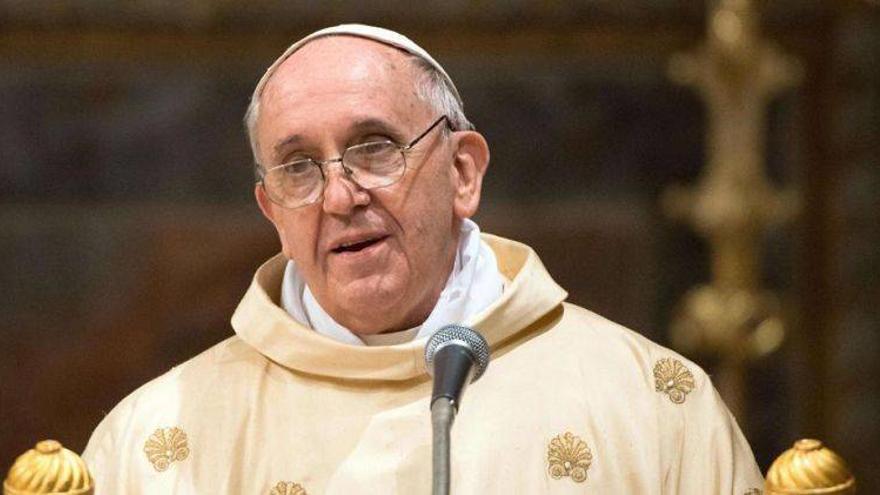 El papa amonesta a los quieren privatizar la Iglesia e insiste en su unidad