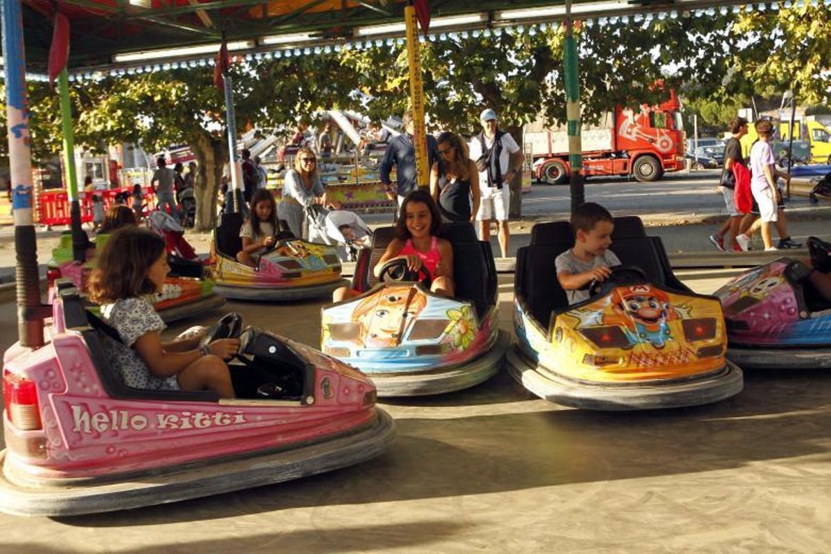 Dos gigantes durante la Batalla de Flores. | // IÑAKI ABELLA