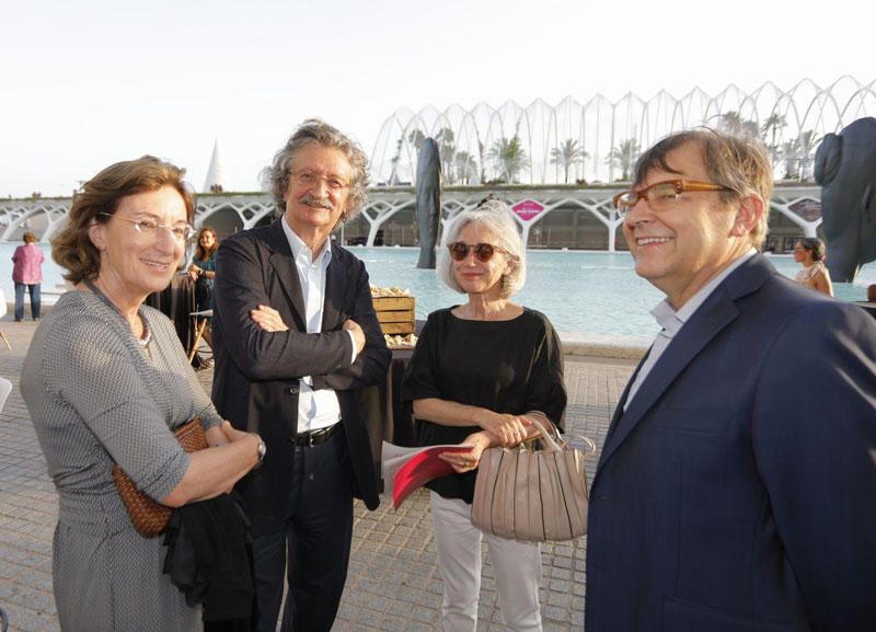 Hortensia Herrero y Jaume Plensa inauguran la exposición de esculturas del barcelonés en la Ciudad de las Artes