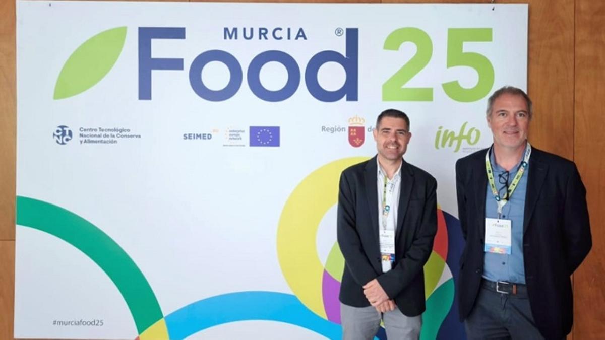 Javier Montiel y Pablo Navarro de SEIMED-OTRI UA.