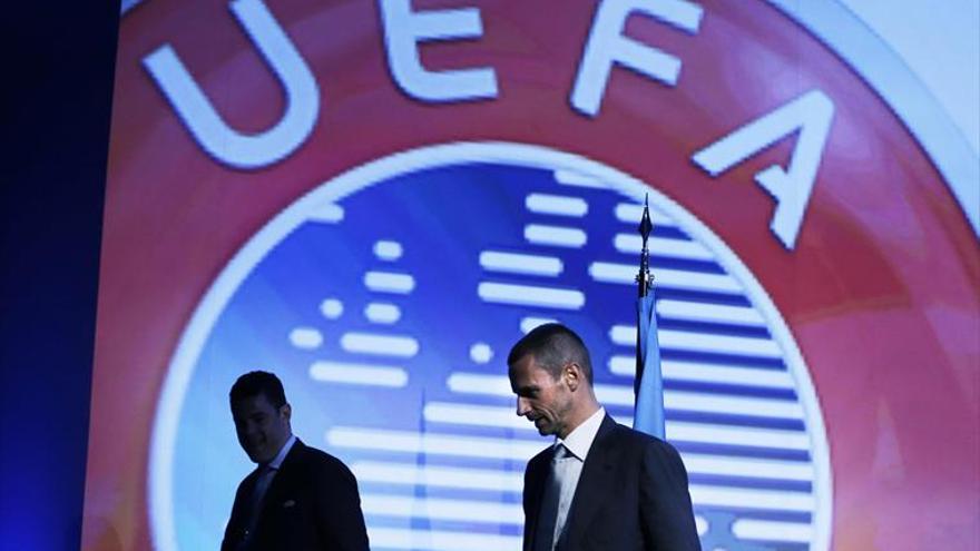 Las federaciones acuerdan con la UEFA acabar las ligas nacionales