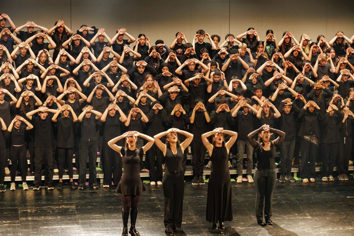 Busca't a les fotos del Fem Òpera al Kursaal