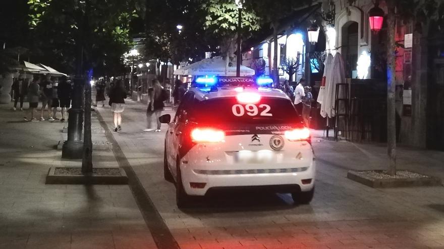 Detenida tras estamparle un vaso en la cara a un conocido en un local nocturno