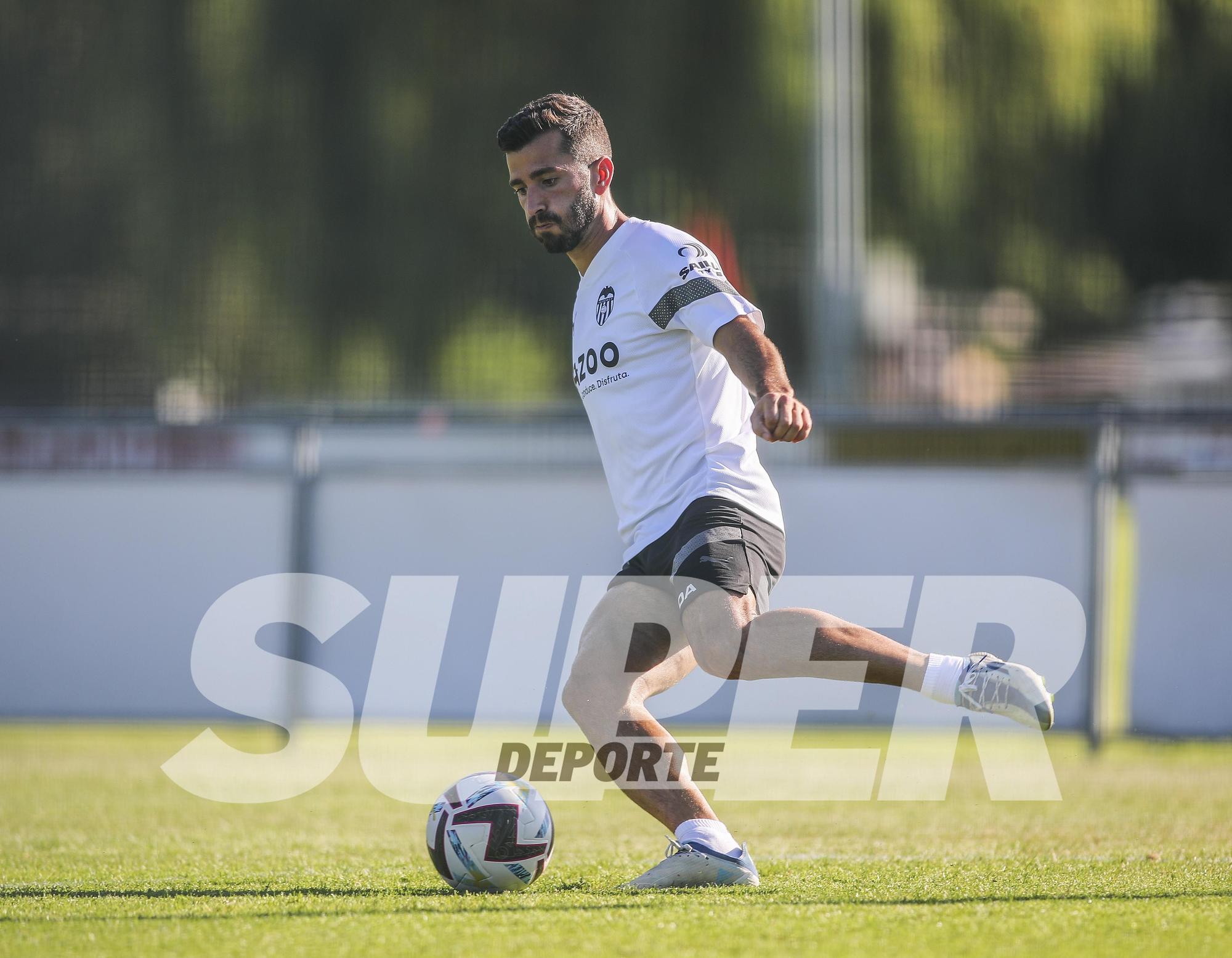 Entrenamiento vespertino del Valencia cf