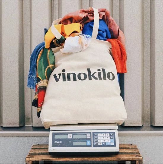 Una bolsa de Vinokilo, llena y lista para ser pesada en uno de sus eventos.