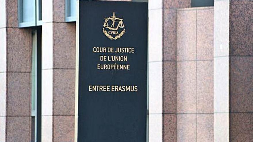 Cartell del Tribunal Superior de Justícia de la Unió Europea, a Luxemburg