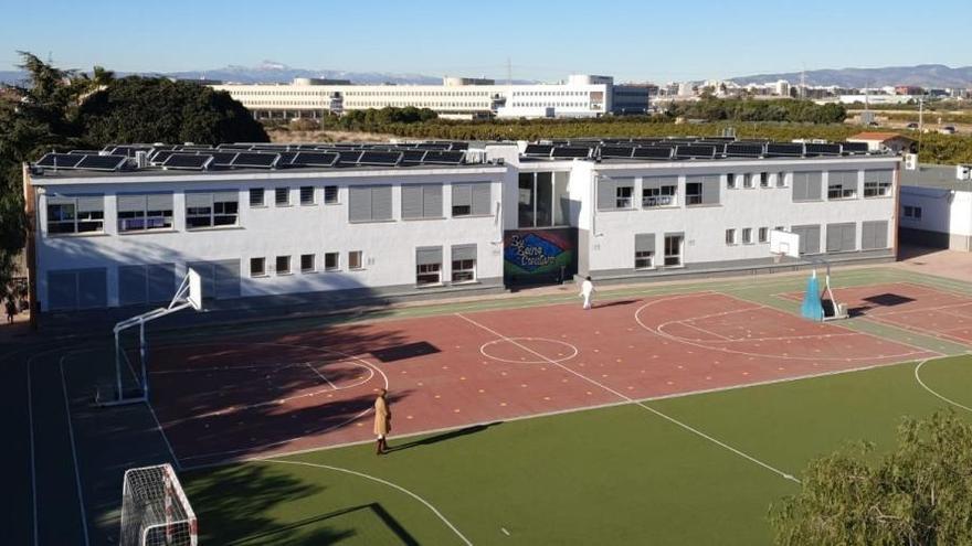 Este colegio de Vila-real solo consumirá energía solar