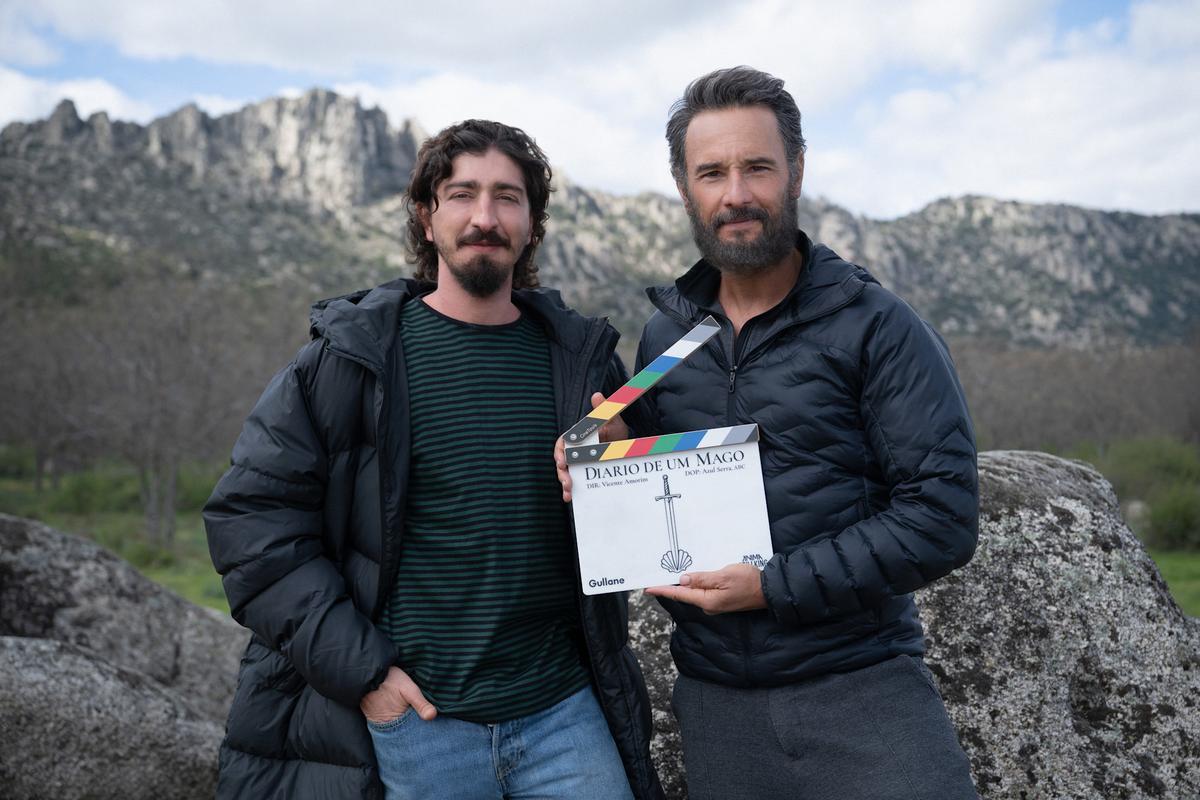 Los actores Johnny Massaro y Rodrigo Santoro, en el inicio del rodaje de 'El peregrino'