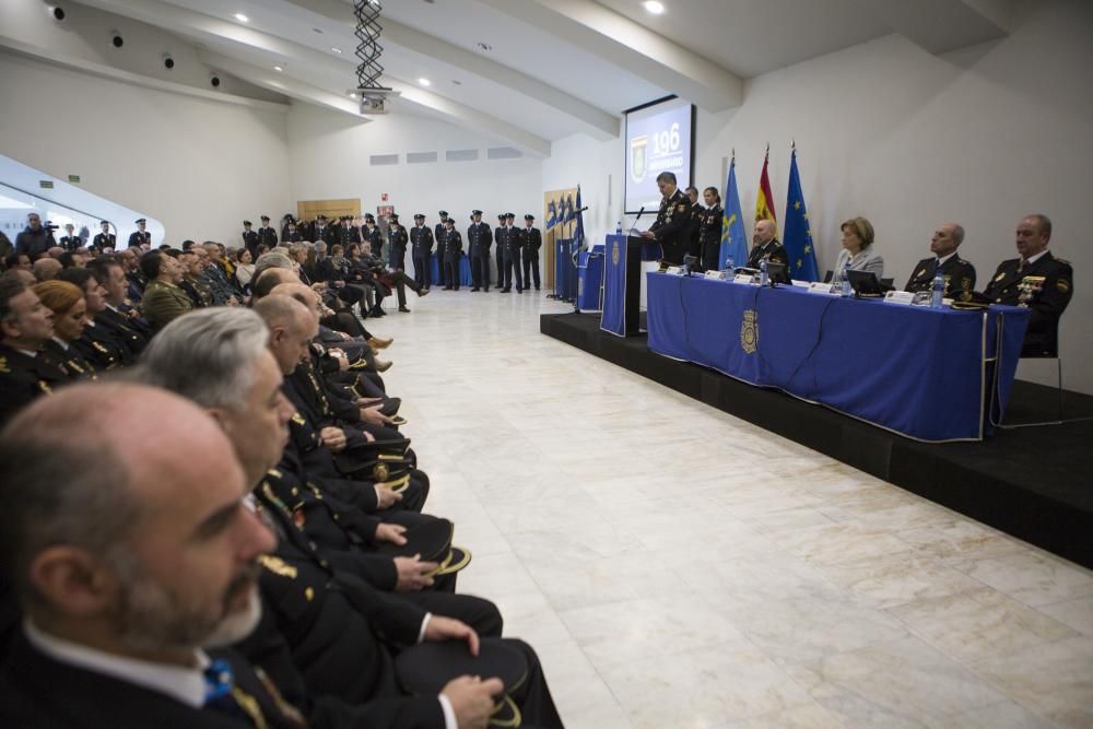 Actos de conmemoración del aniversario de la Policía