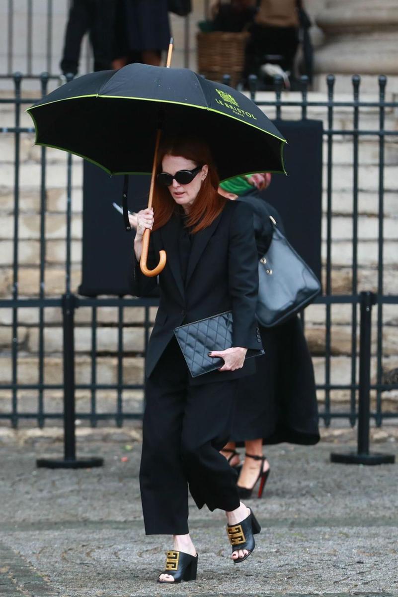 Julianne Moore en el funeral de Peter Lindbergh