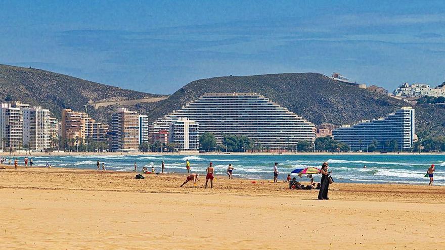 Una apertura de playas con bastantes más restricciones que usuarios