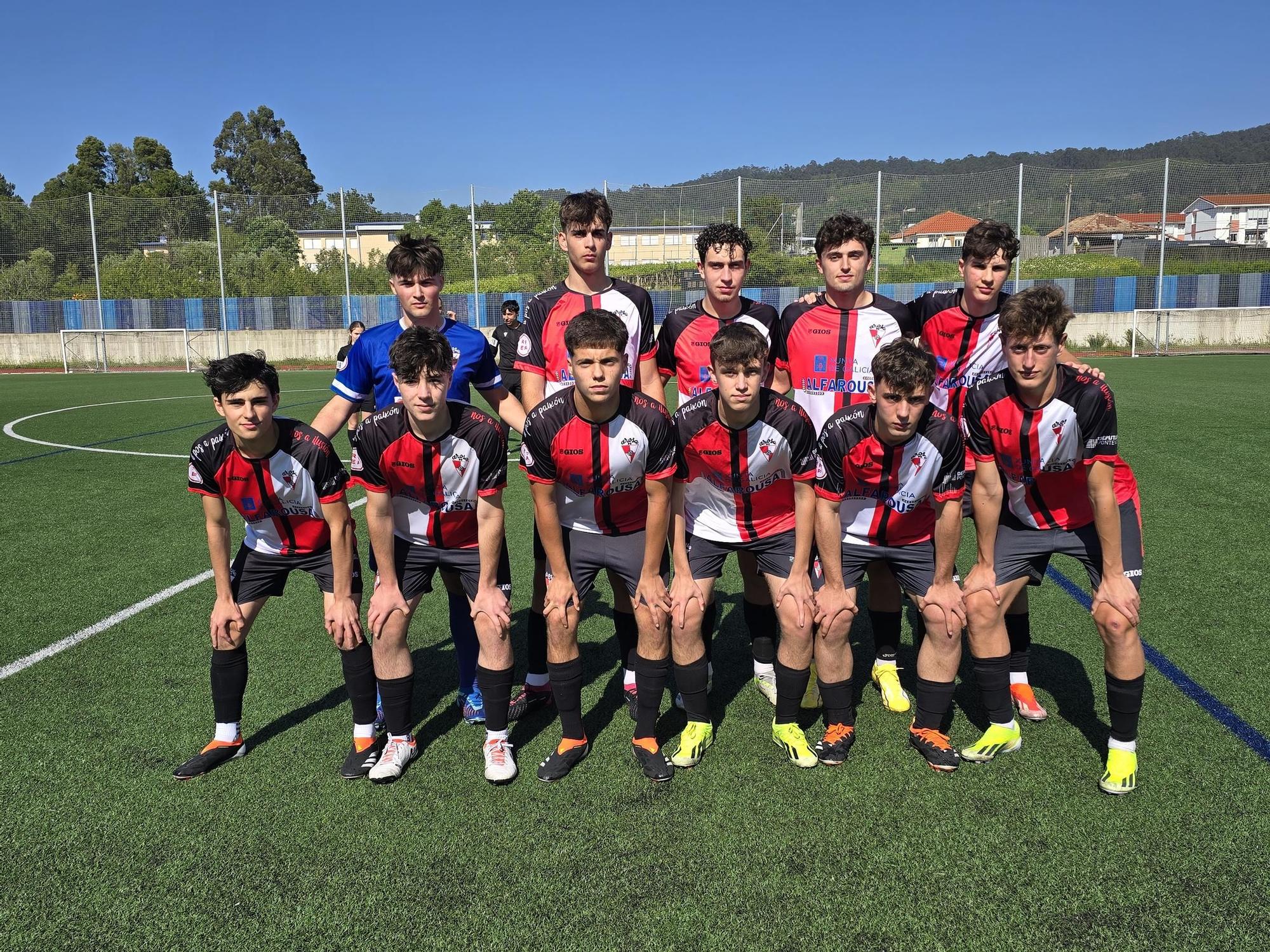 El Juvenil B del Arosa se proclama campeón de la Liga Gallega y logra así el ascenso directo a Liga Nacional tras vencer al Marín (0-3).